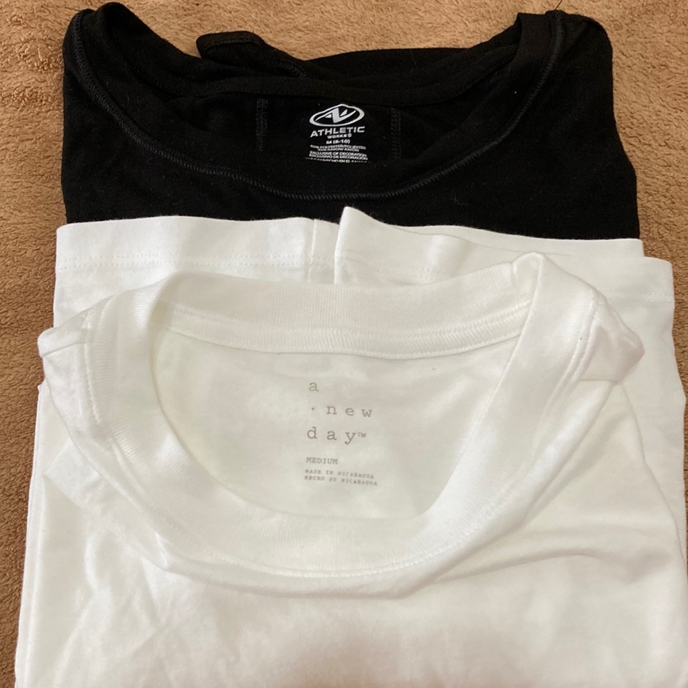 2 t shirts